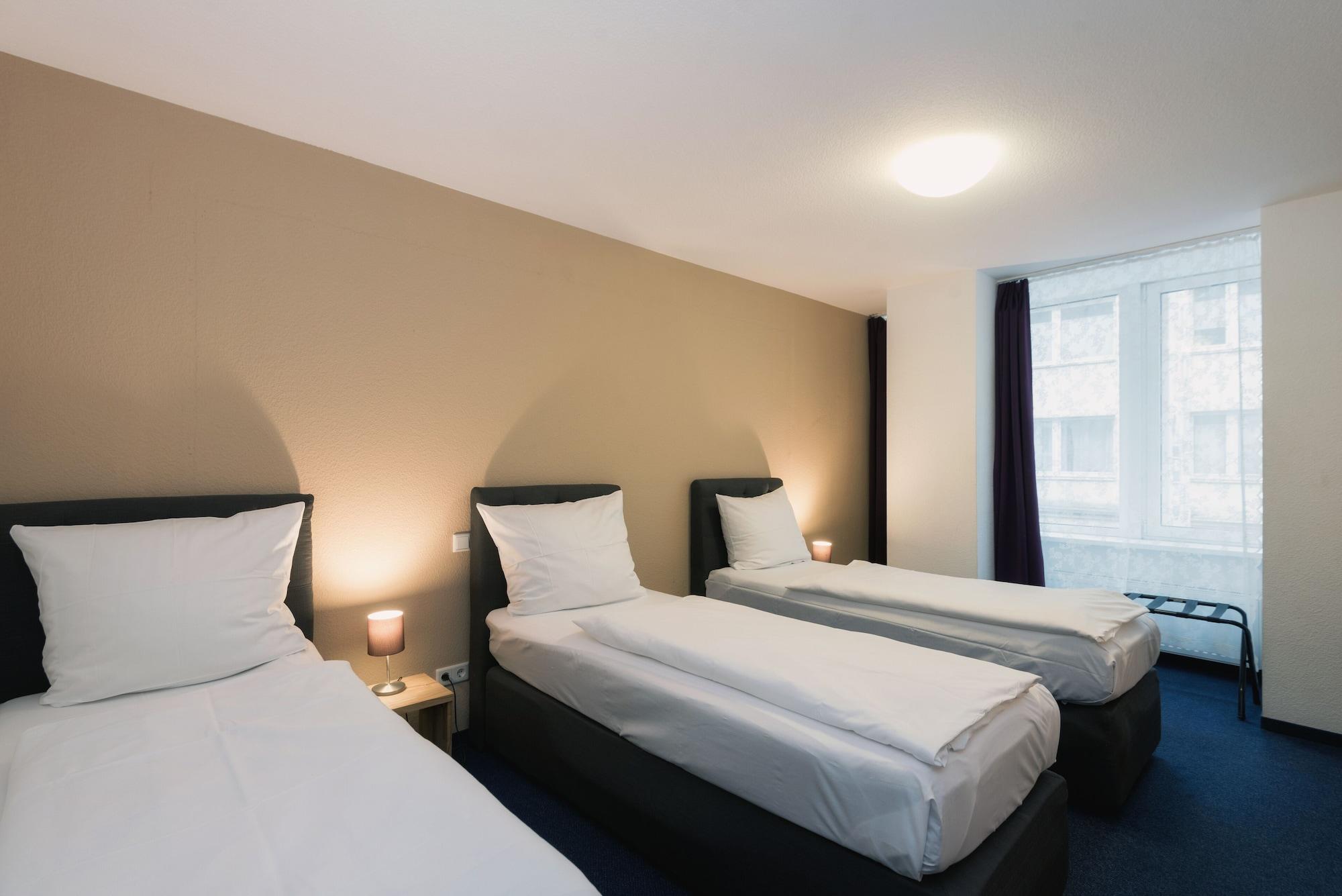 City Apart Hotel Dusseldorf Exterior photo